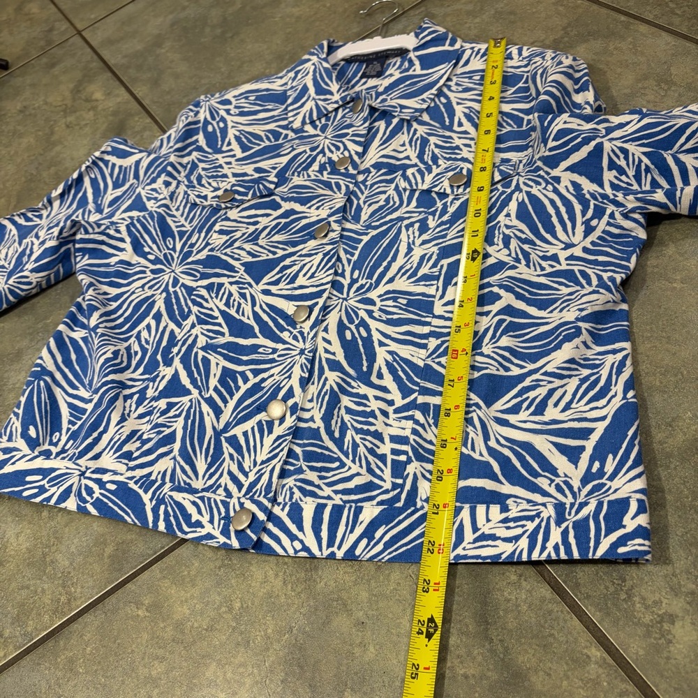 CATHERINE Stewart Blue White Elegant Florals Suit Set Top Sz XL Pant Sz L - Picture 9 of 16